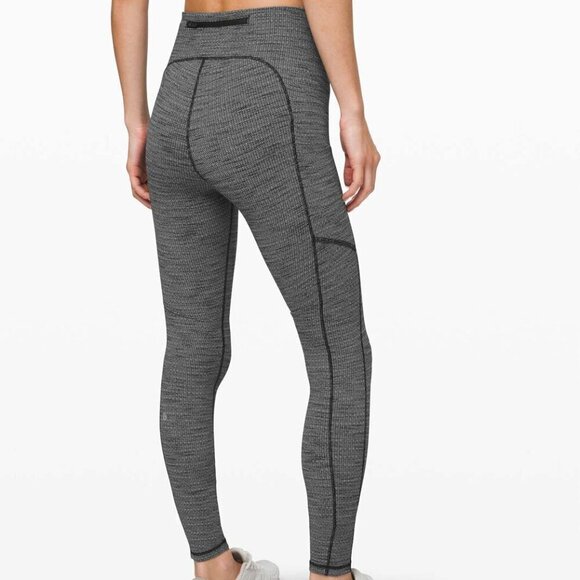Lululemon Speed Up Tight 28" *Full-On Luxtreme Size 4 - Picture 1 of 7